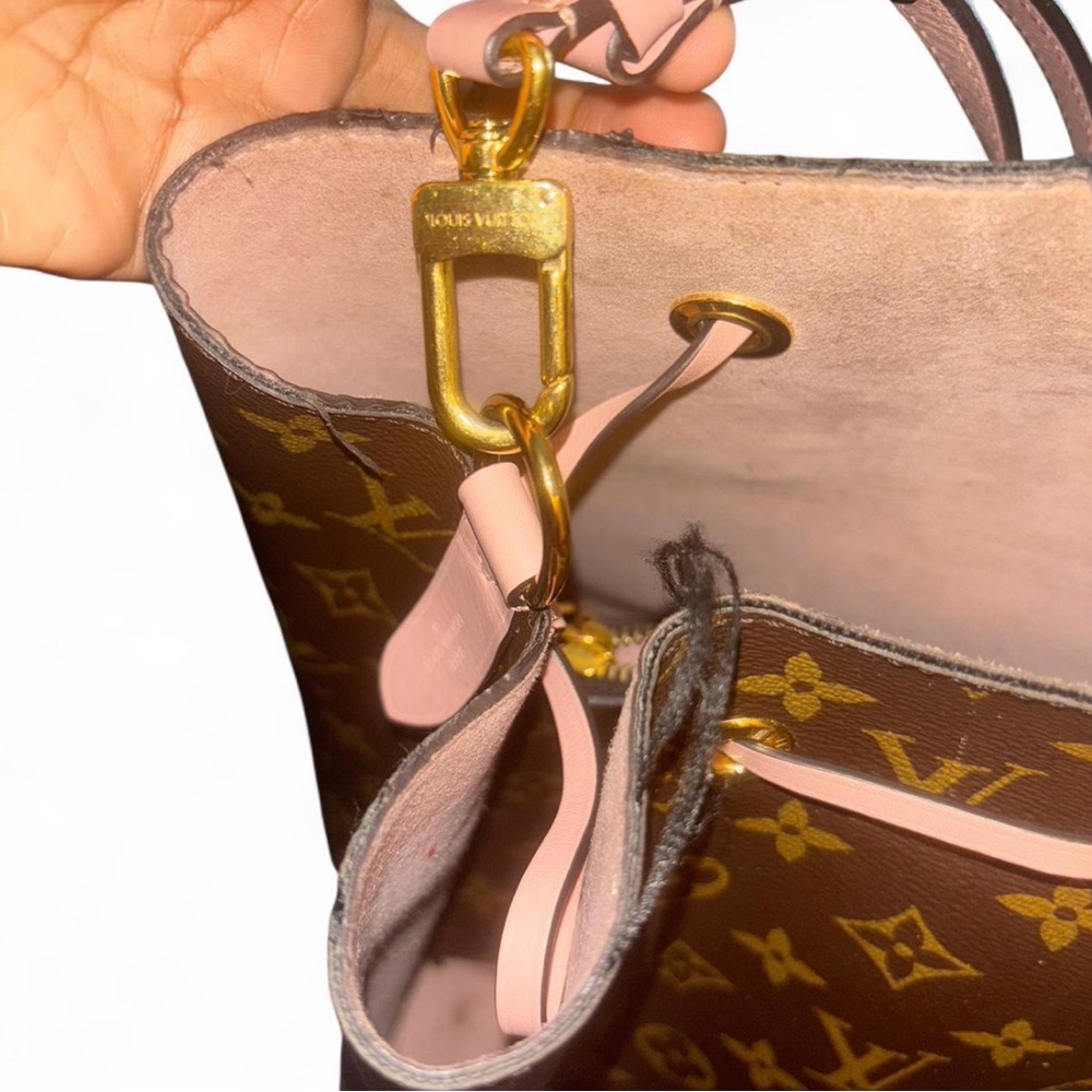 Louis Vuitton Brown & Pink Neonoe Bag. - Picture 4 of 10
